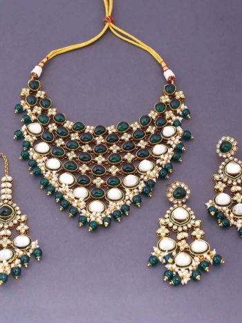 Kundan Bridal Choker Necklace Set with Earrings & Maang Tikka – Gold Plated Indian Wedding Jewelry