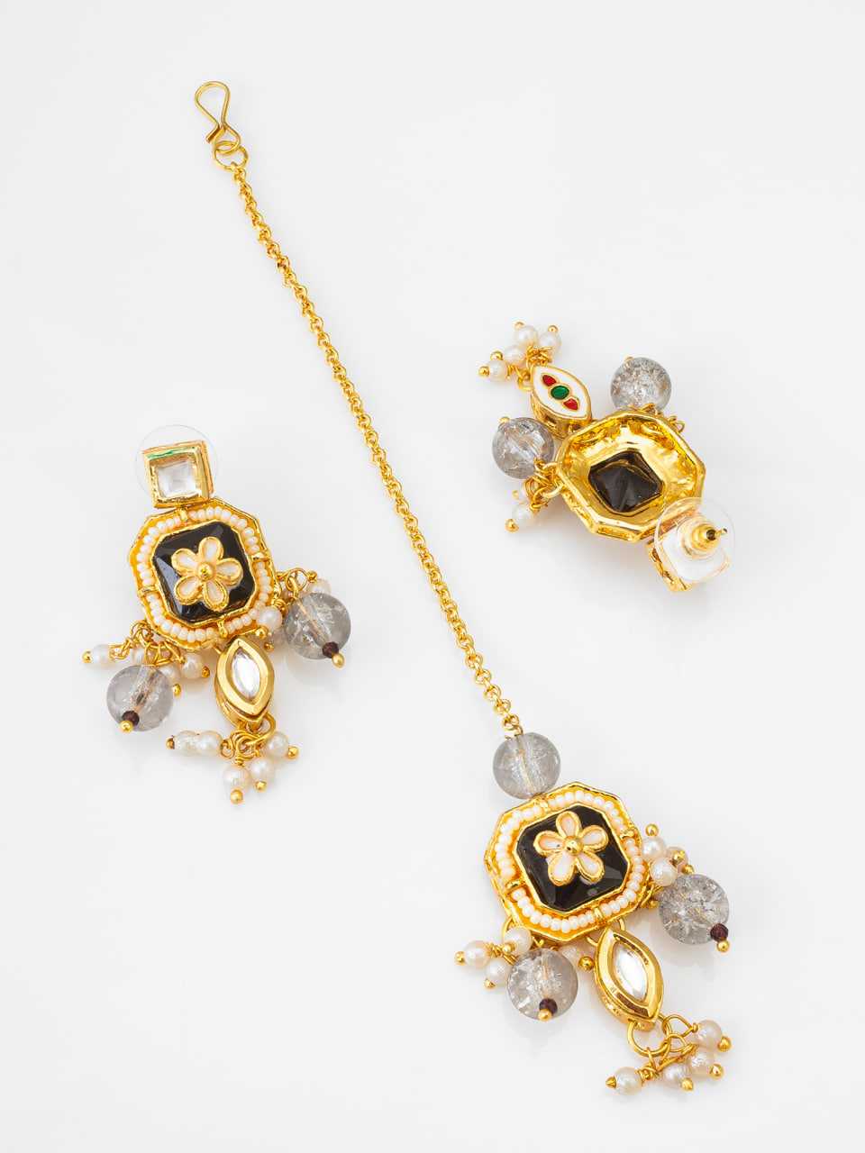 mystical-boundary-womens-jewellery-wholesale-kundan-necklace-set-fashion-necklace-manufacturer-1-2025-08-05_08_45_31