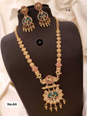 Grand Heritage Beaded Mala Necklace Set with Earrings – Royal Ethnic Jewelry for Women